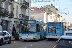  Irisbus Agora S n°476 + Citelis 12 n°698 - Victoire Gare