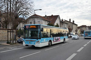  Iveco Bus Urbanway 12 n°700 - Sémard Gare