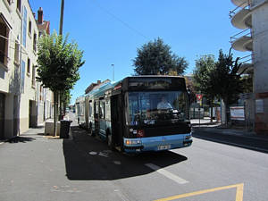  Irisbus Agora L n°98 - Stade M. Michelin