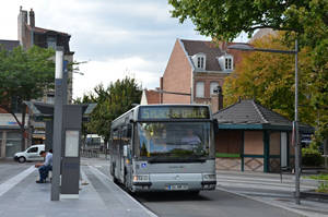  Irisbus Agora S n°22 - Place De Gaulle
