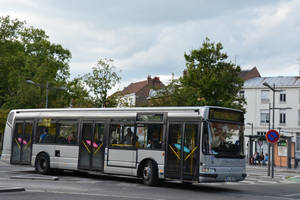  Irisbus Agora S n°25 - Place De Gaulle