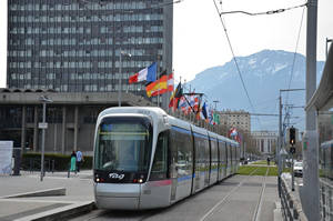  Alstom Citadis 402 n°6033 - Grenoble Hôtel de Ville