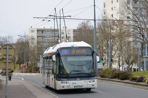  Irisbus Cristalis ETB12 n°115 - Pierre Curie