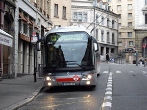  Irisbus Cristalis ETB18 n°2915 - Gare Saint-Paul