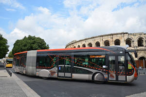  Irisbus Crealis Neo 18 n°709 - Arènes