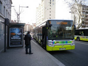  Irisbus Citelis 18 n°782 - Jean Moulin
