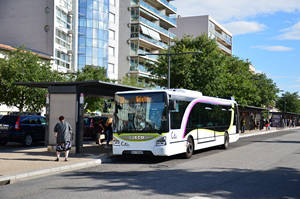  Iveco Bus Urbanway 12 n°564 - Pôle Bus