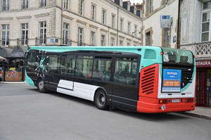 Irisbus Agora S n°147 - Rive Gauche