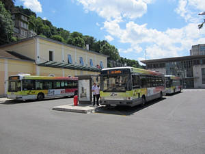  Renault R312 + Irisbus Agora S - Gare de Vienne